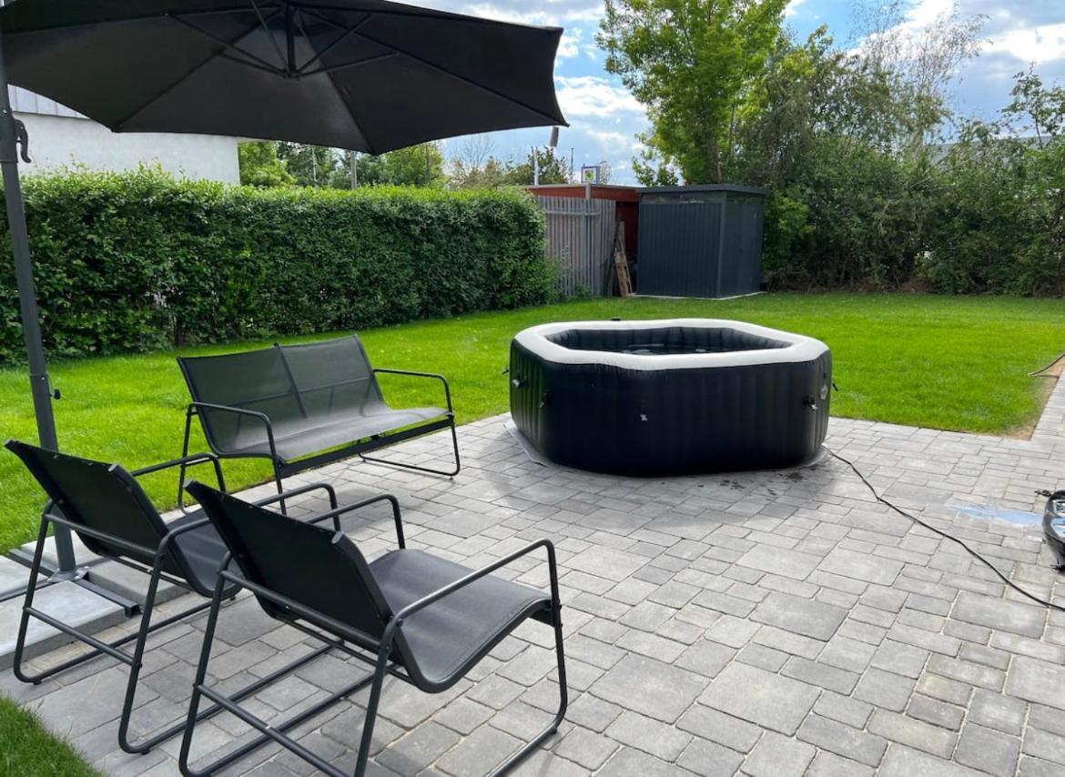 Haushalfte Mit Garten, Kamin, Grill & Whirlpool Nahe Ber Villa Berlín Exterior foto