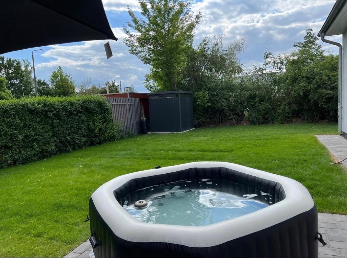 Haushalfte Mit Garten, Kamin, Grill & Whirlpool Nahe Ber Villa Berlín Exterior foto